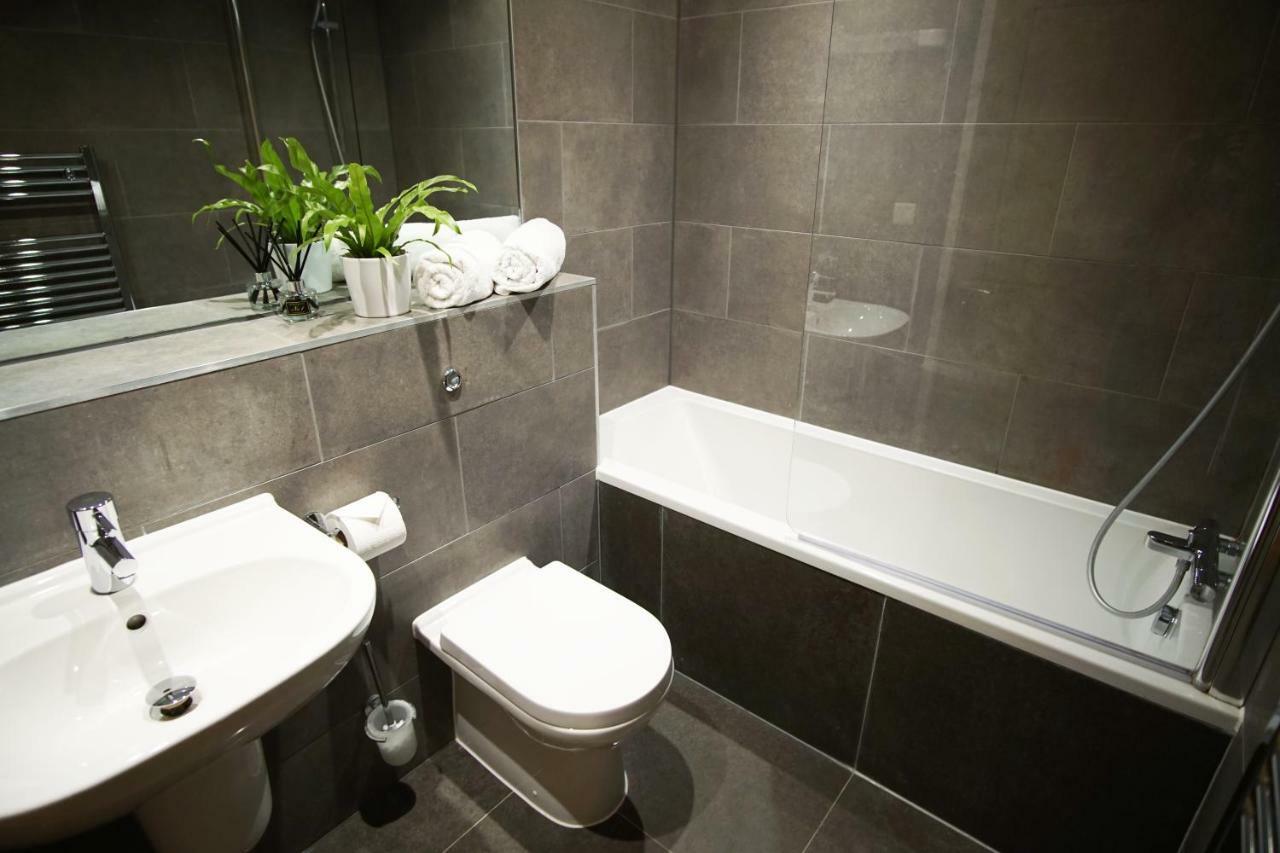 Ocean Views 3 Apartment Newquay  Bagian luar foto