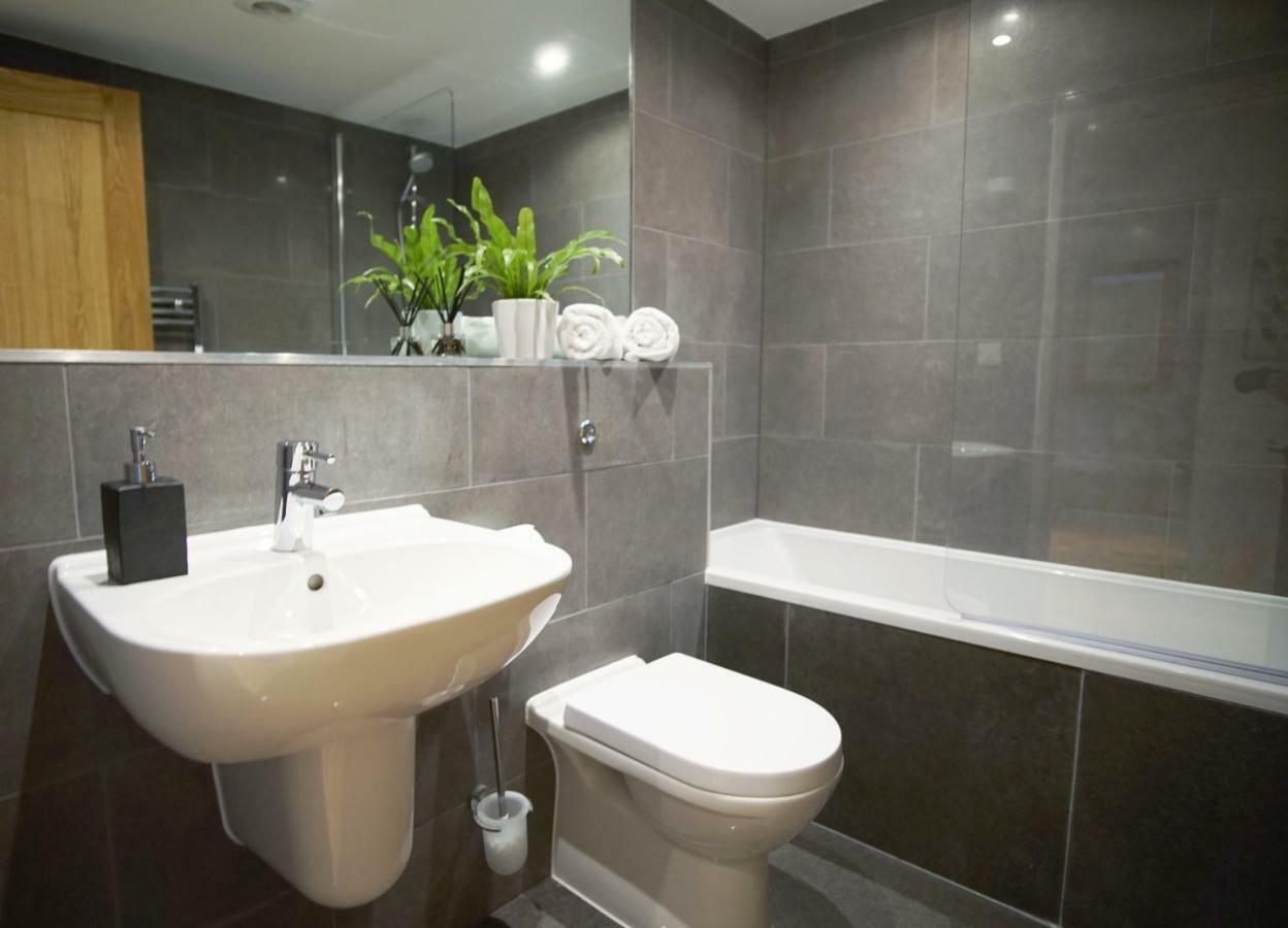Ocean Views 3 Apartment Newquay  Bagian luar foto
